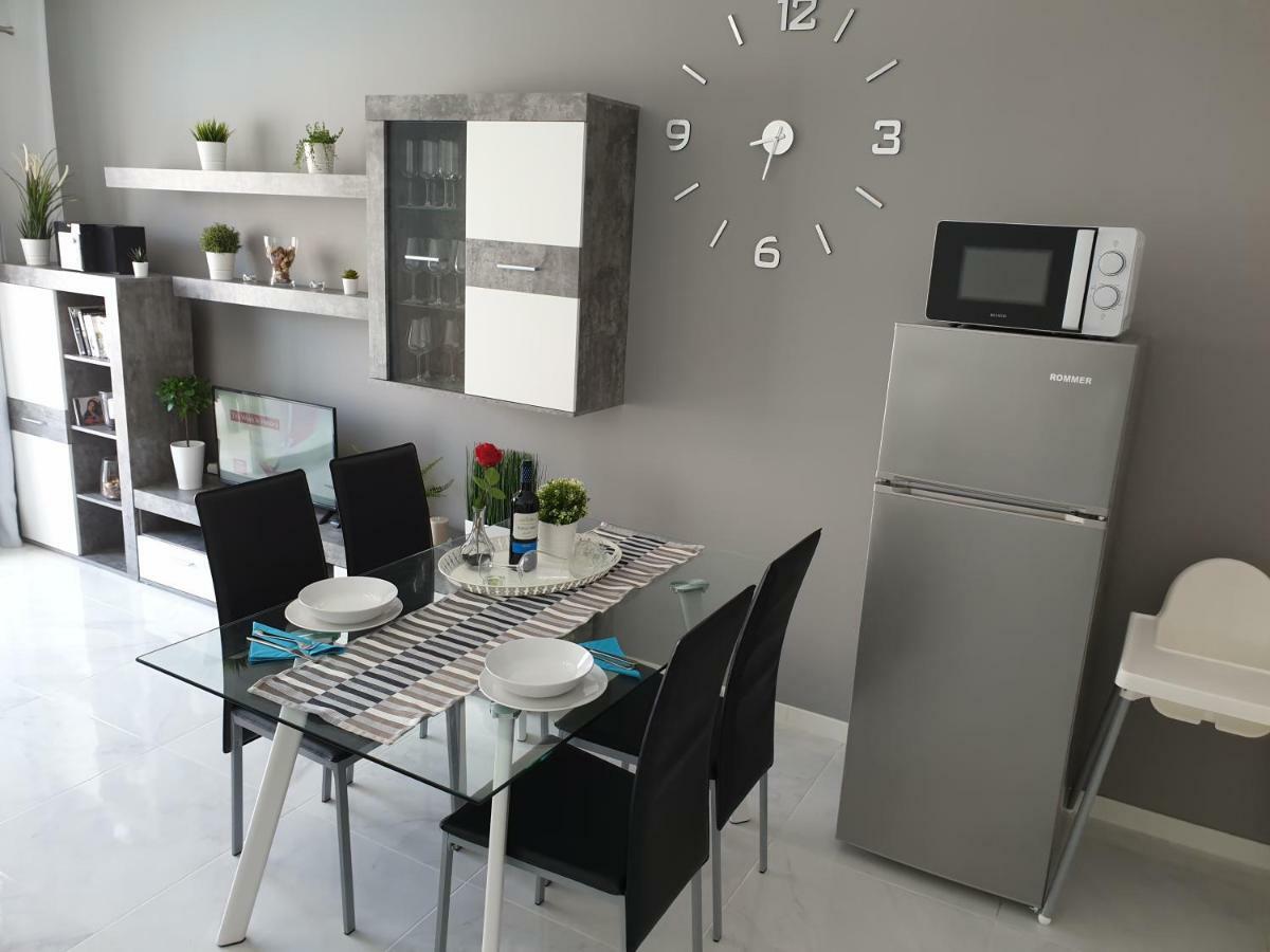 Casa Las Flores With Heated Pool, Only 490 Meters To The Beach, Balcony, Wifi Arona  Luaran gambar