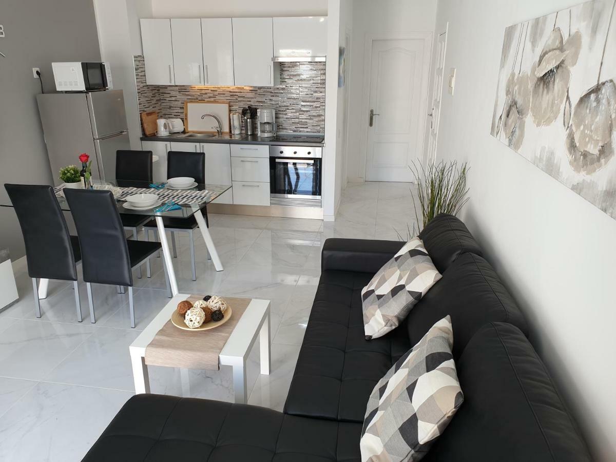 Casa Las Flores With Heated Pool, Only 490 Meters To The Beach, Balcony, Wifi Arona  Luaran gambar