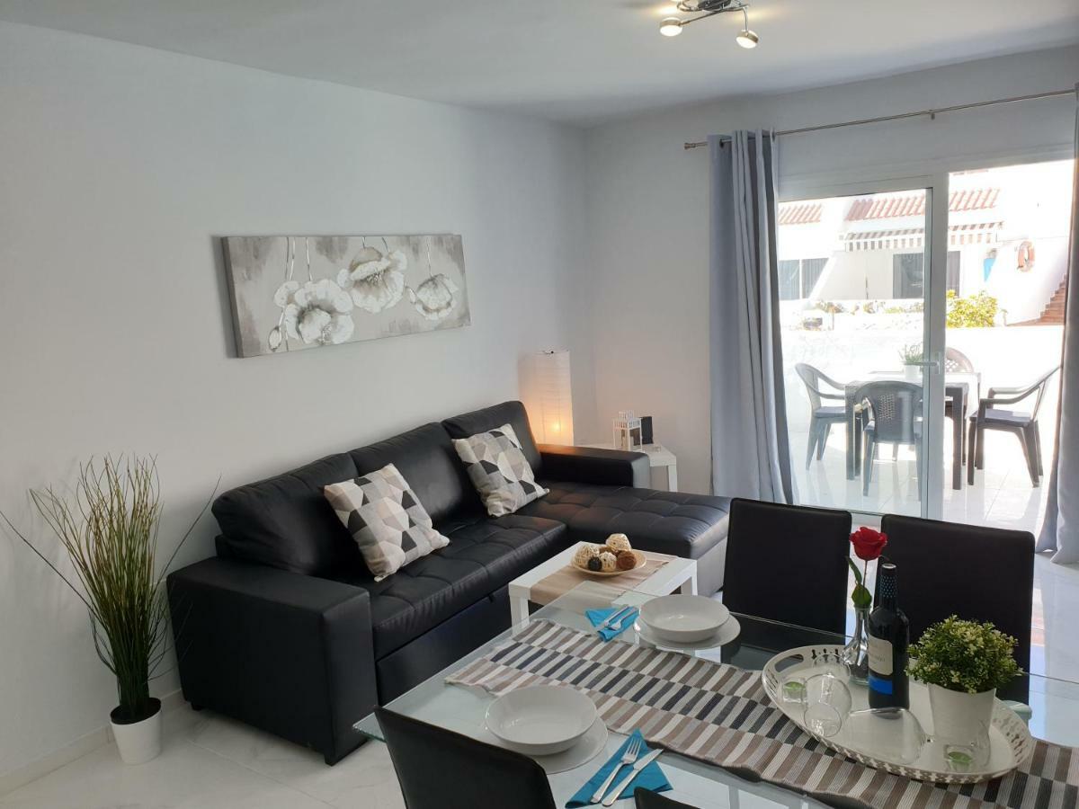 Casa Las Flores With Heated Pool, Only 490 Meters To The Beach, Balcony, Wifi Arona  Luaran gambar